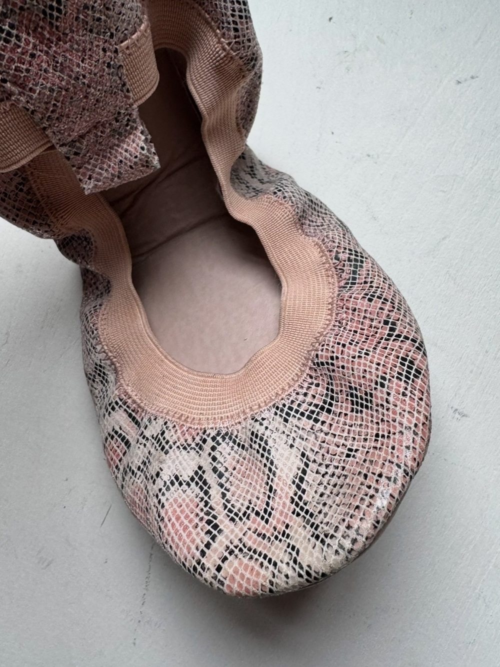 Yosi Samara Foldable Ballet Flat in Blush Multi - Picture 2 of 16
